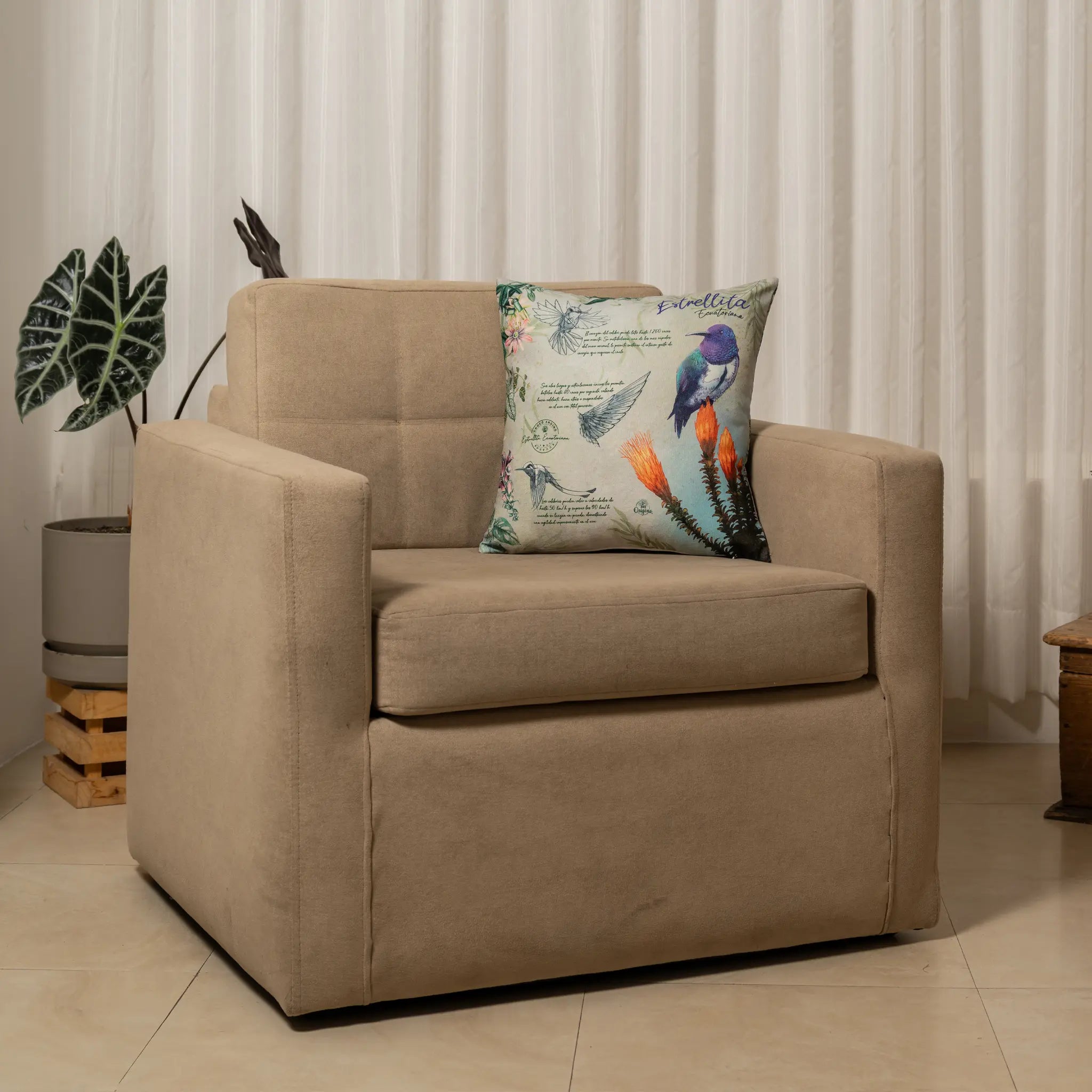 Cushion Cover Ecuadorian Hillstar