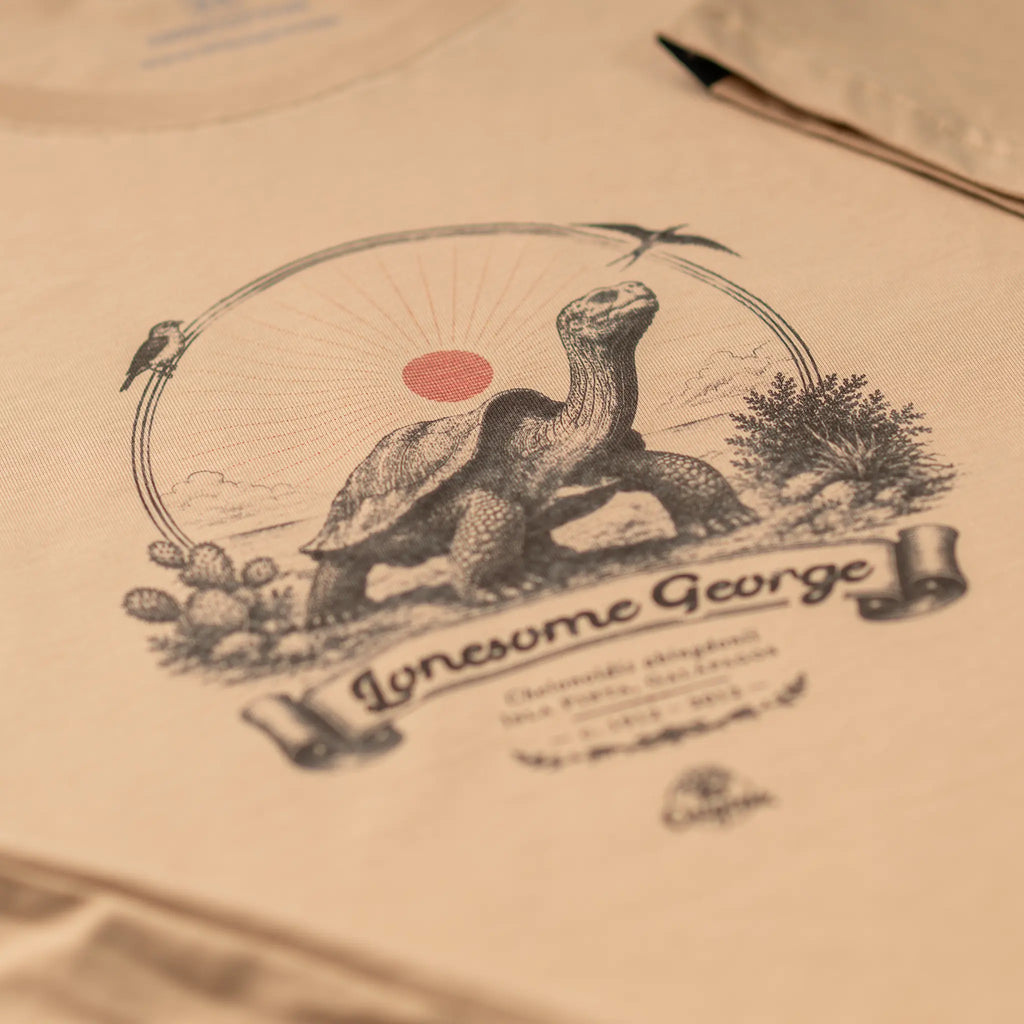 Camiseta Solitario George