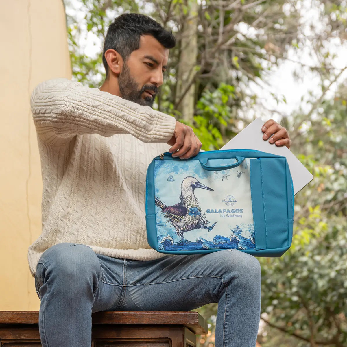 Laptop Case Blue-Footed Booby