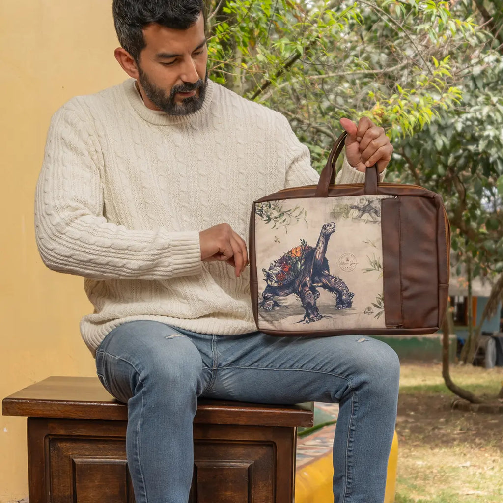 Lonesome George Laptop Case