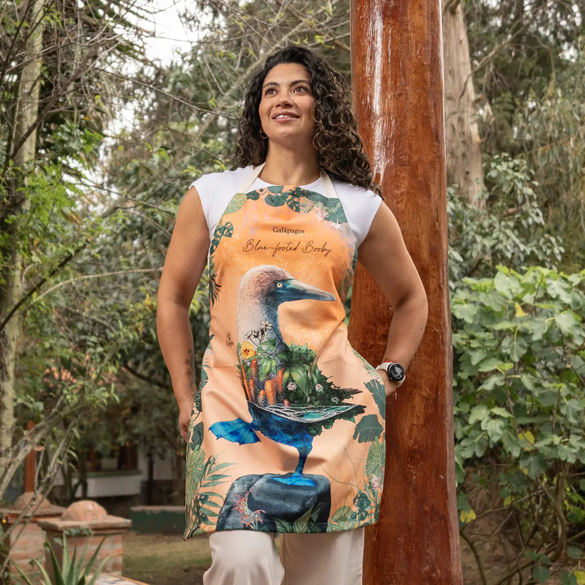 Blue-footed booby Apron
